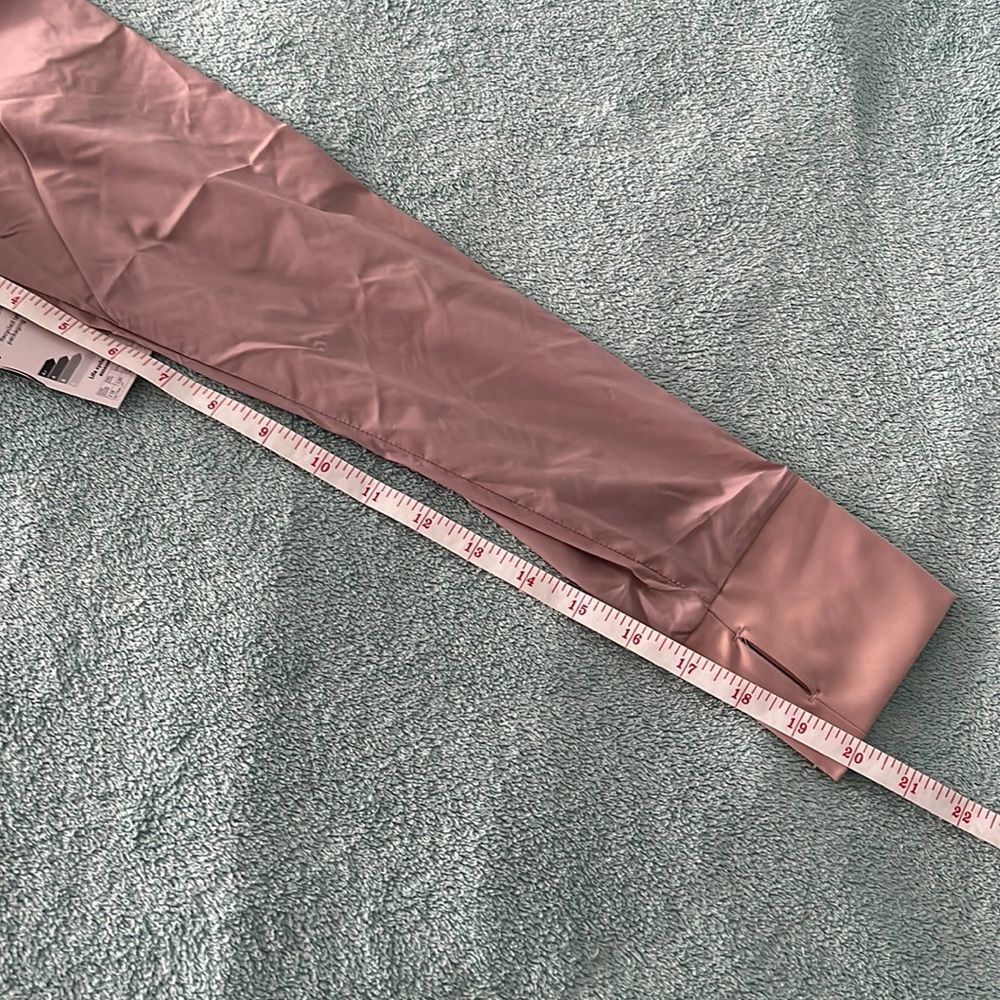 Windbreaker - Picture 12 of 13